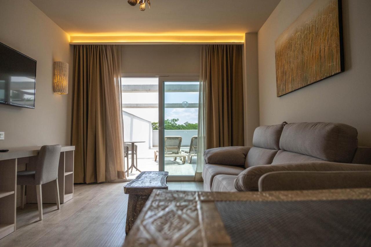 Aljarafe Suites By Qhotels Gelves Exterior photo