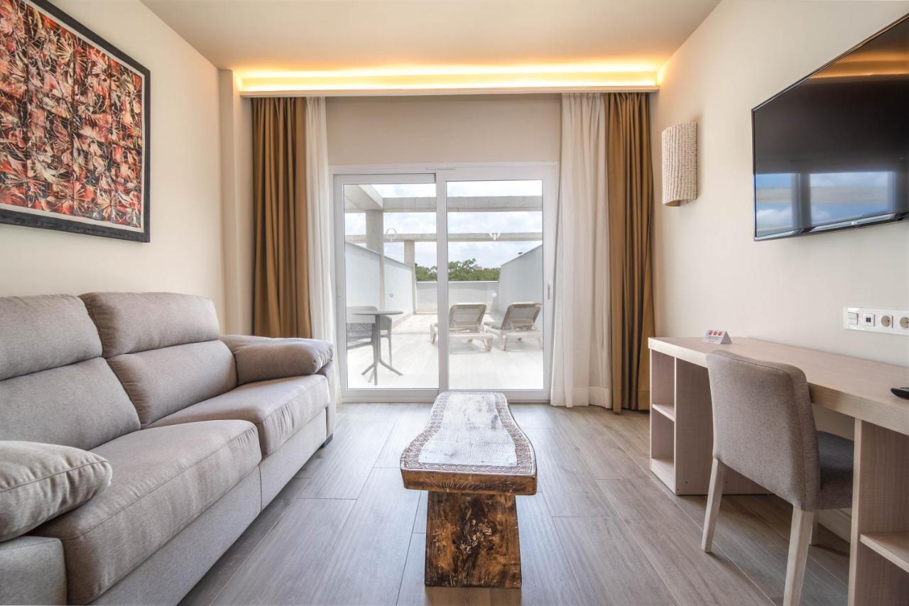 Aljarafe Suites By Qhotels Gelves Exterior photo